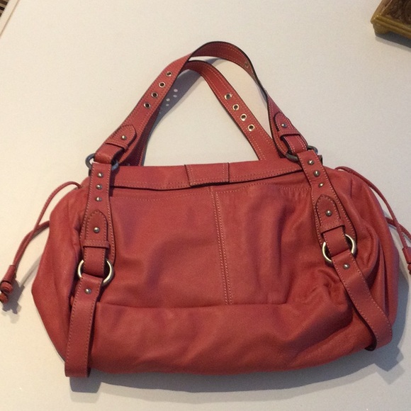Trendy HYPE over the shoulder handbag. Dusty Rose Leather very sharp. - Picture 3 of 5